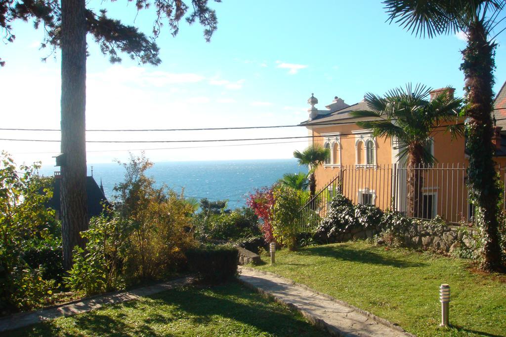 Apartment Leon And Leona Opatija Quarto foto